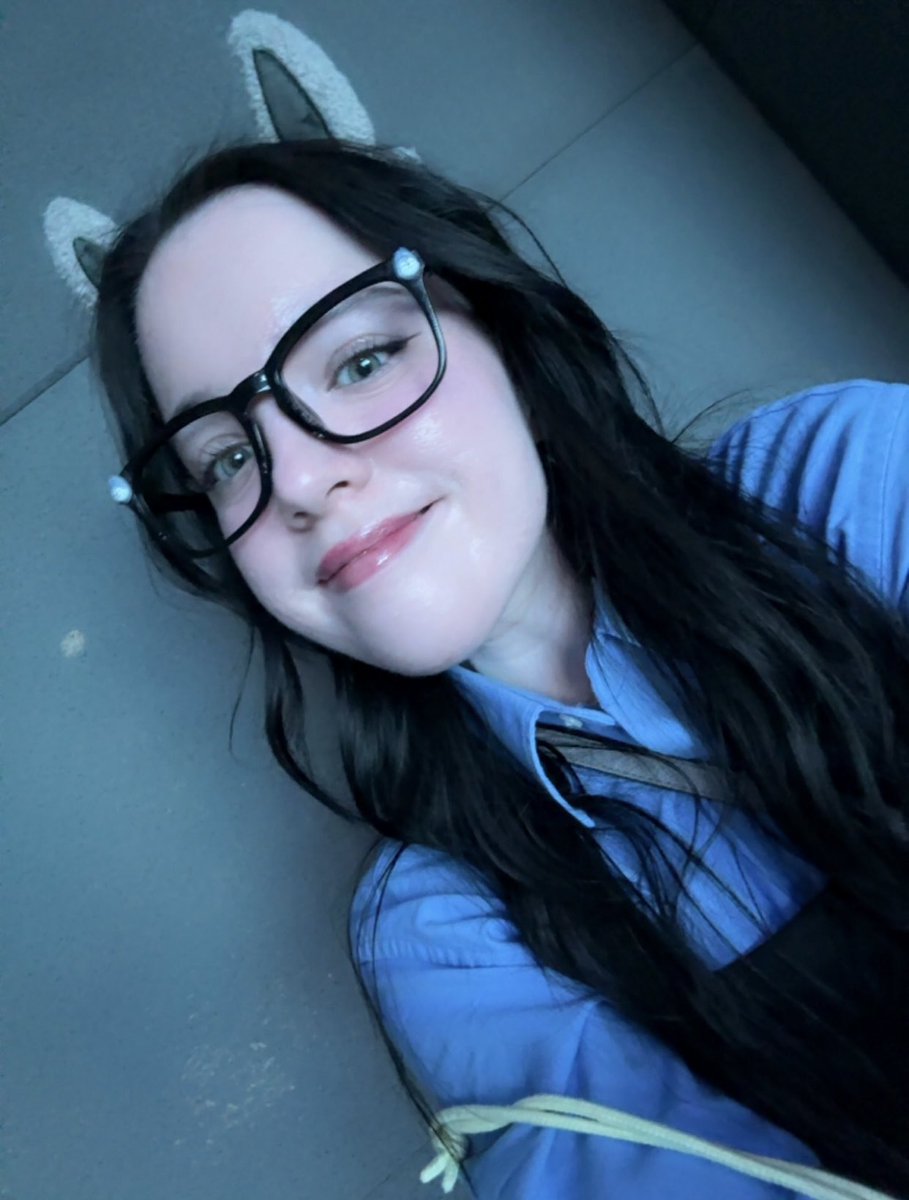 eri 🖤 tweet media