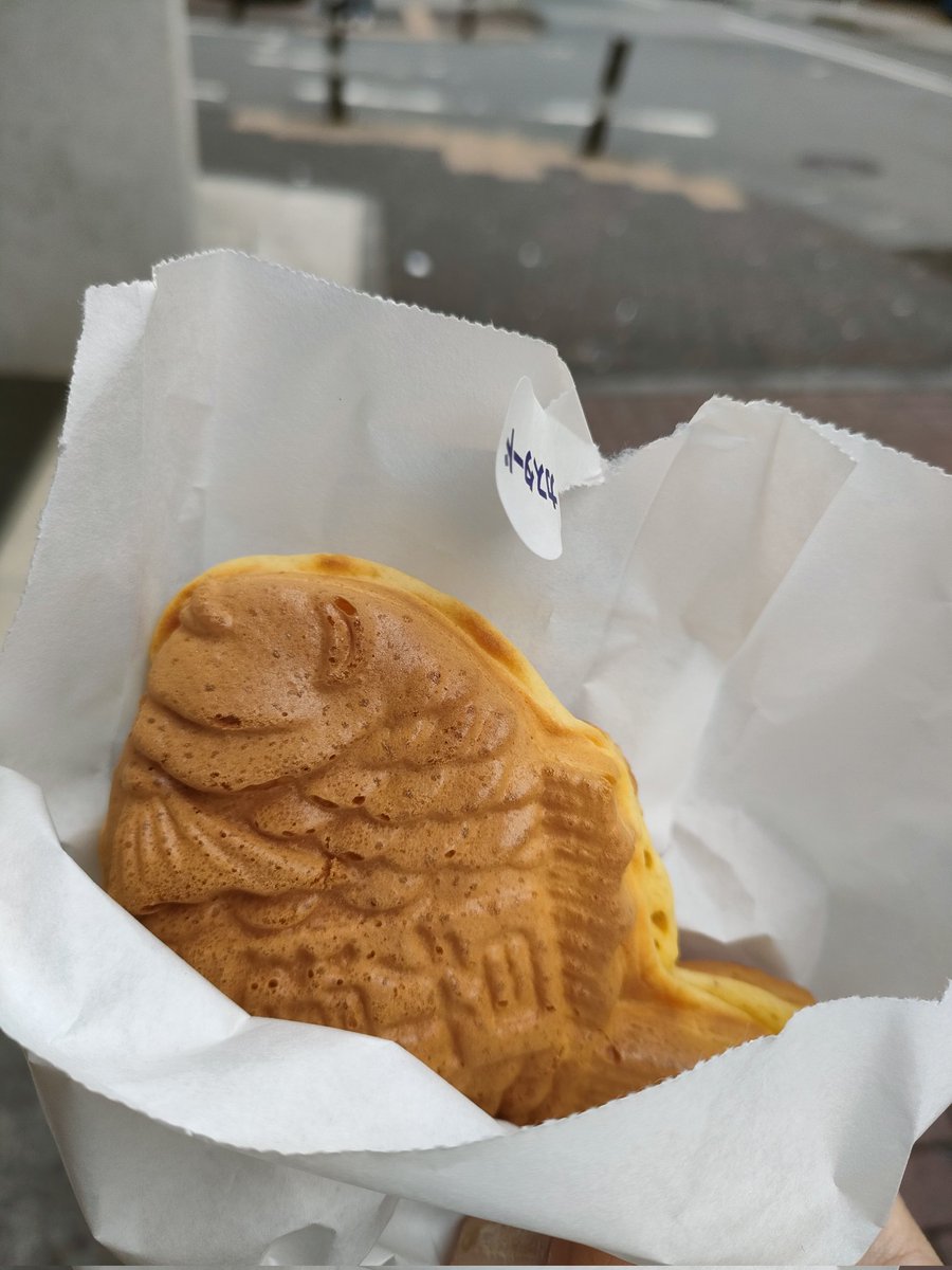 こんこん tweet media