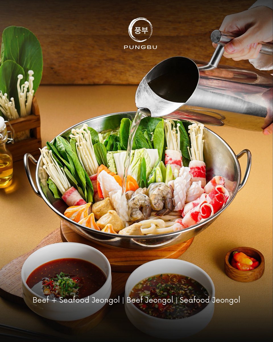 pungbu_id's tweet photo. Di weekend ini waktunya recharge energi ga si 🫠 gas deh otw ke Pungbu buat cobain Jeongol alias si hot pot kuah kaldu yang enak banget 🤤 

cocok buat sharing sama keluarga atau temen kamu 🤙🏻 https://t.co/xXQXPzr2vS