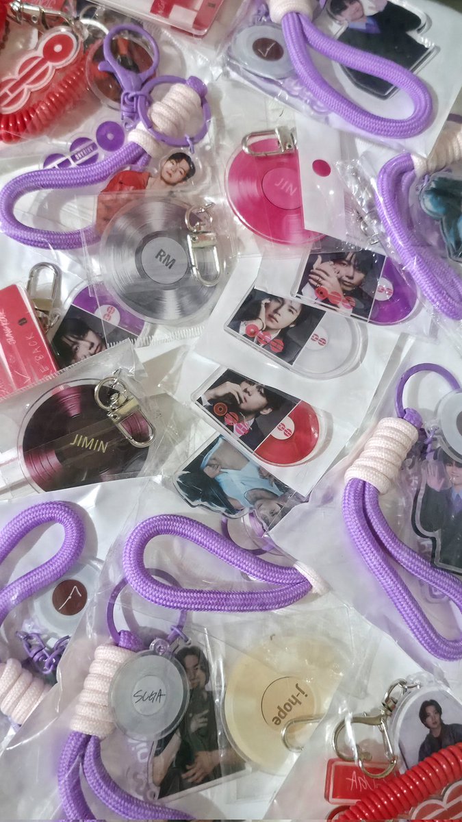 gale 🪭⊙⊝⊜ ᶦˢ ˢᵉᵉᶦⁿᵍ ᴮᵀˢ tweet media