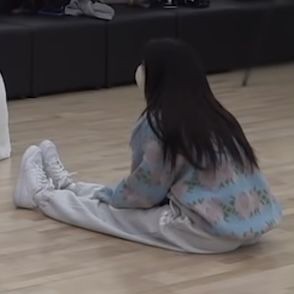 ዪ yuna tweet media