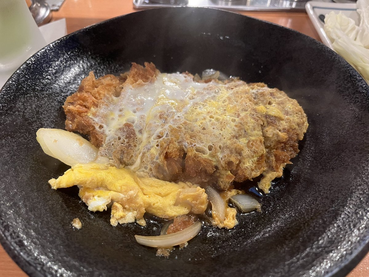 207号室 tweet media