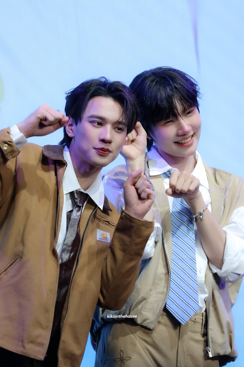 ‎✮kiki tweet media