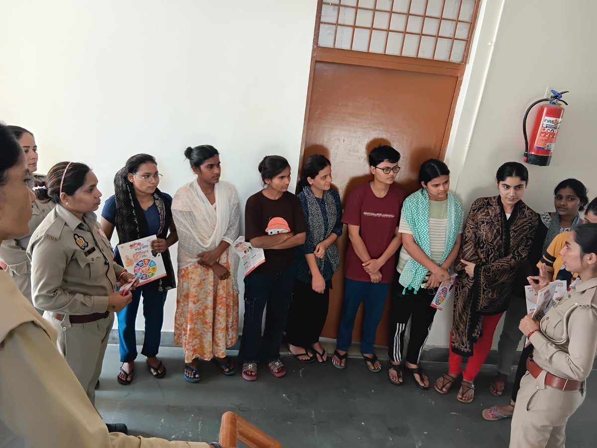 Amroha Police tweet media