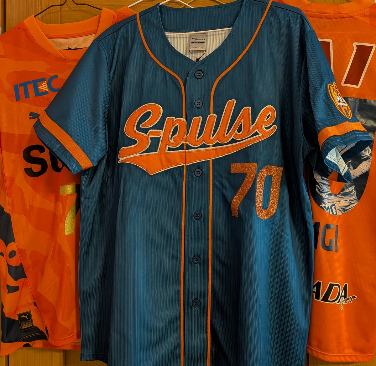 shell_kimi's tweet image. バースデーシャツを買ったタイミングで先発復帰と3-0快勝✨️
言うことなし☝️
長崎遠征が羨ましすぎて、国立以外もう遠征はしないつもりだったのになぜかGWのホテルを確保してしまった。
#spulse
#spulsegoods