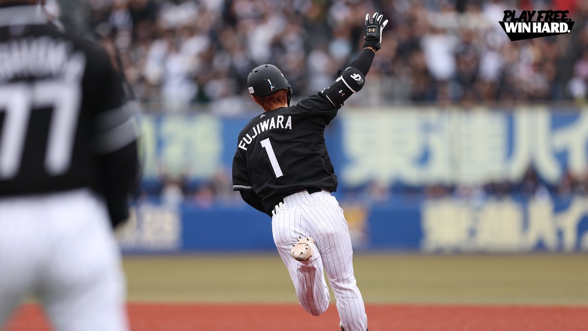 chibalotte's tweet photo. HOME RUN！
#chibalotte #MarinesBaseball https://t.co/mPZzSmdW10