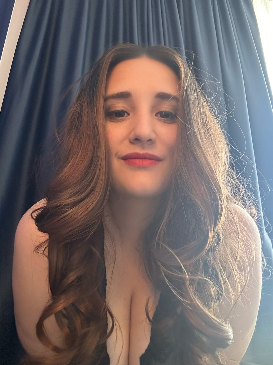 Daphne Merian-Savoia tweet media