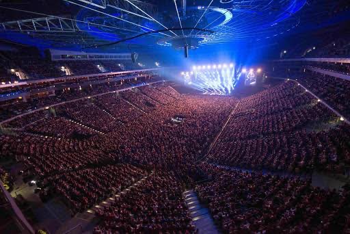 LouisWT91World's tweet photo. 🌍| HOW DID WE GET HERE? EU TOUR

📍 Praque, Czech Republic. 
🏟️ O2 Arena.
🗓️ 05. Apr
🕙 19:00 (local time)
👥 18.000

#HDWGHWTPraque https://t.co/FIZZ2dtu2X