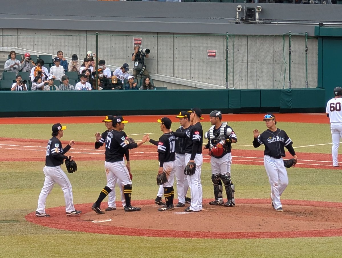 なかゅき tweet media