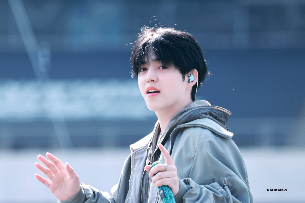 kkuma8_8's tweet photo. 20260405 SEVENTEEN WORLD TOUR [NEW_] ENCORE
DAY 2

#에스쿱스 #SCOUPS
#승철 #최승철
#세븐틴 #SEVENTEEN
@pledis_17 https://t.co/BDZTJMnLSi