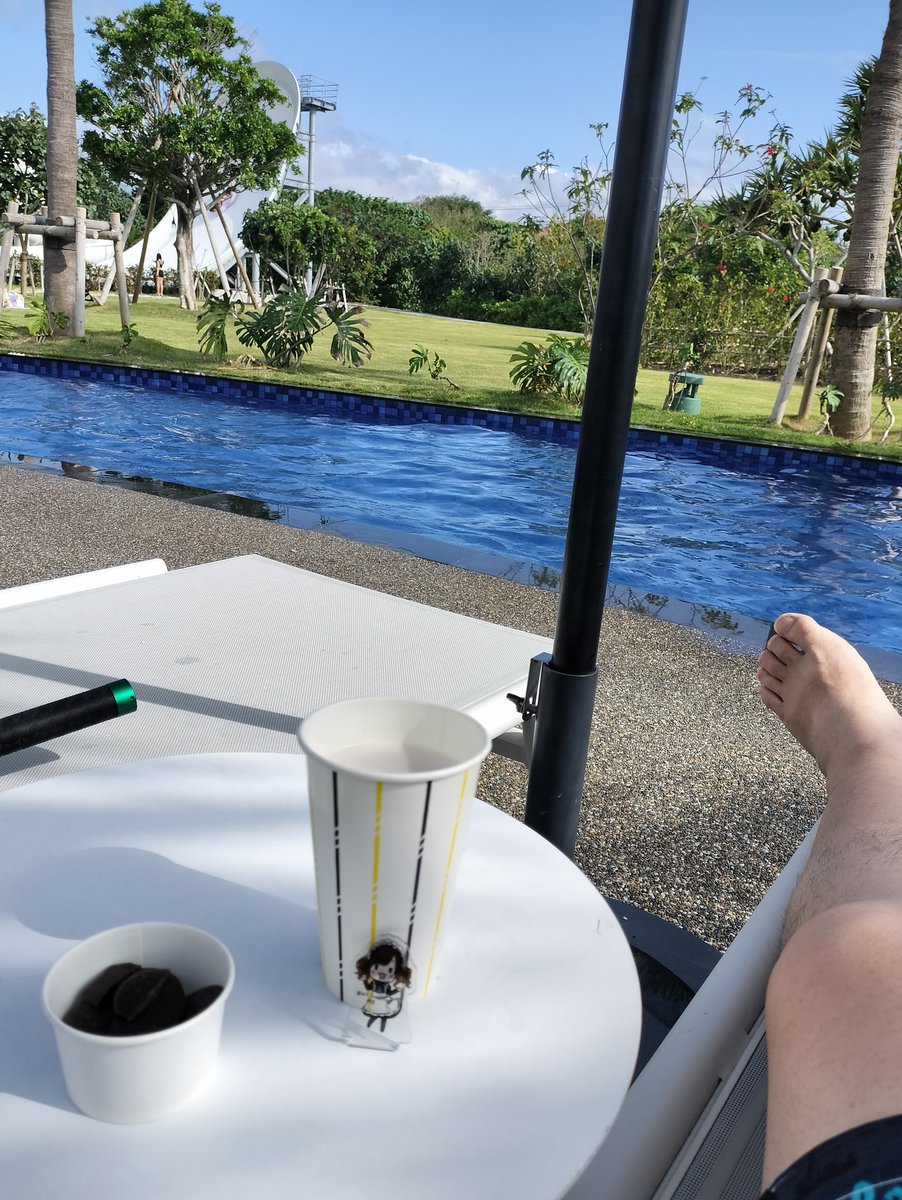 やままだ tweet media