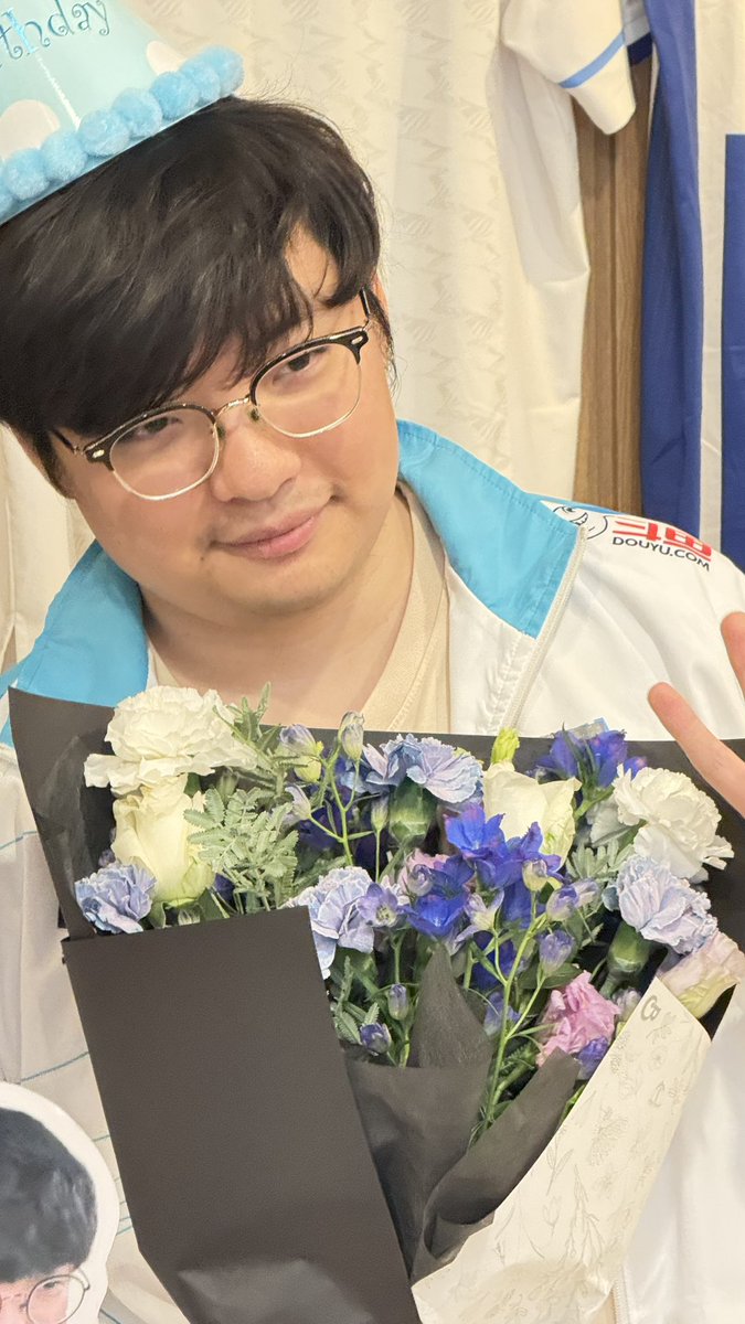 꽁 7일2시멤버십 tweet media