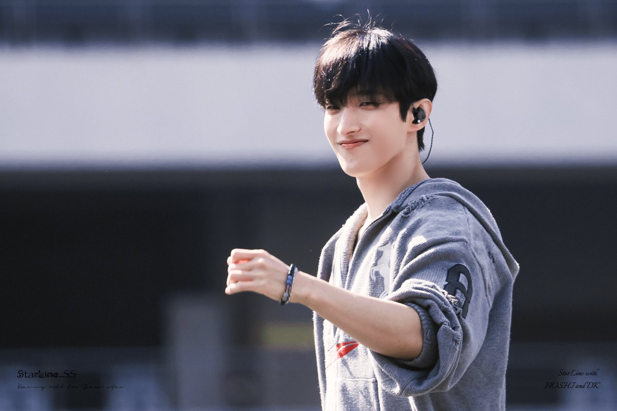 StarLine_SS tweet media