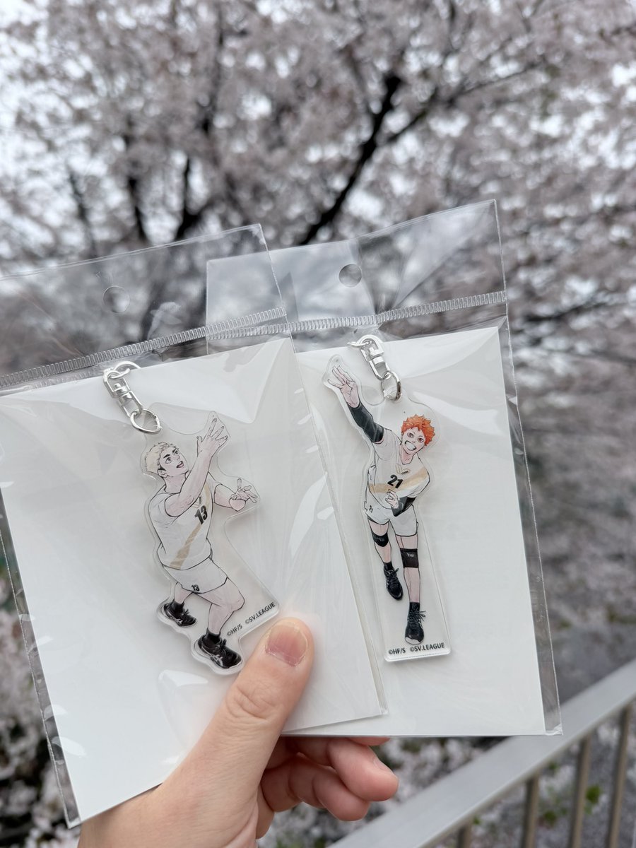 桜をバックに🌸