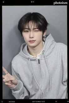 ໒꒱⋆꙳ tweet media