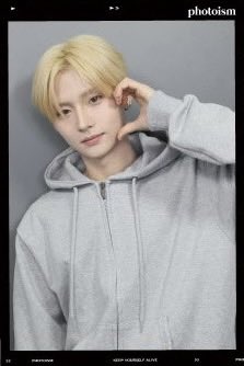 ໒꒱⋆꙳ tweet media