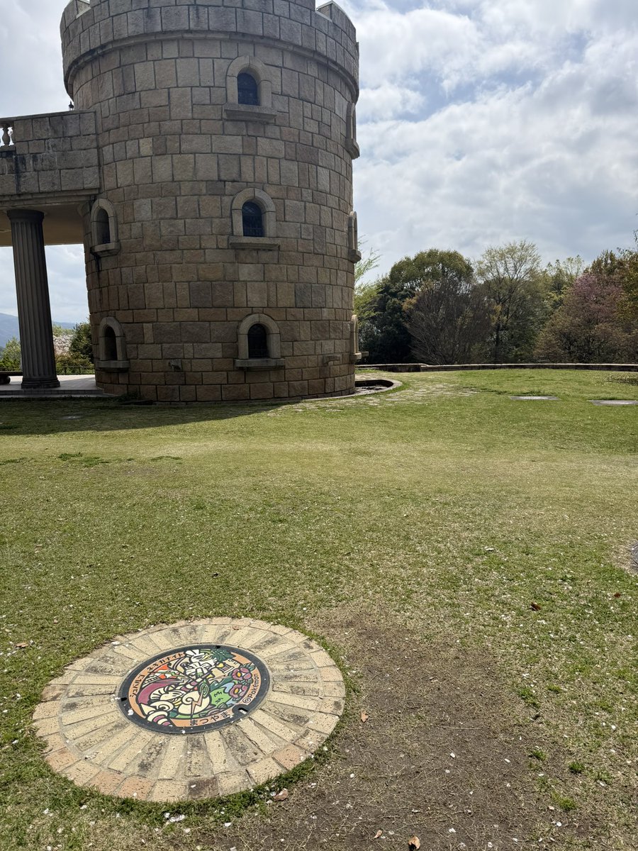 #ポケふた 
松山
アマカジ・アマージョは大街道の入り口
シュバルゴ・ネギガナイトは松山総合公園展望台
にありました