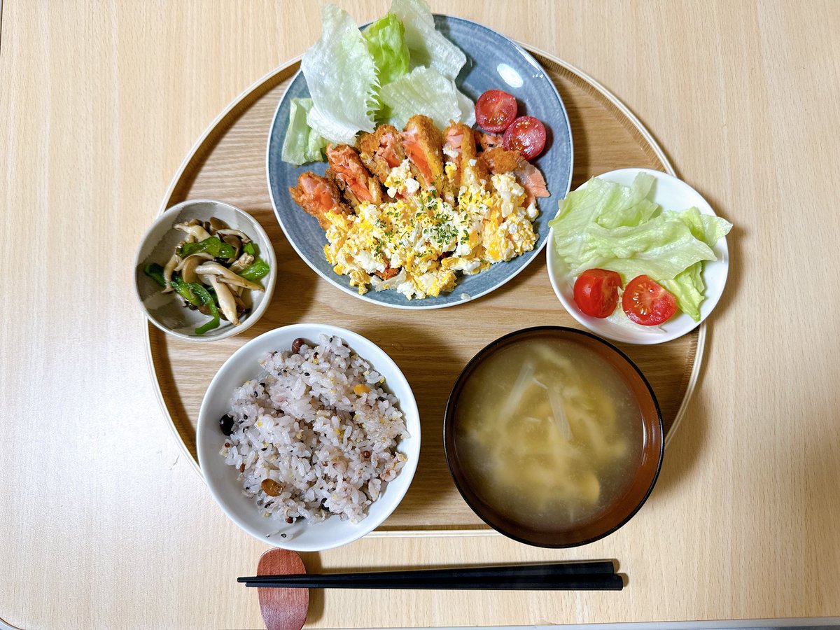 りあっくす tweet media