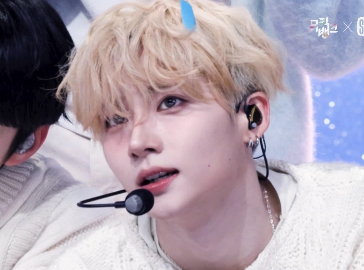 𝐚𝐬𝐭ḗ𝐫_𝐖𝐨𝐧🥀 tweet media