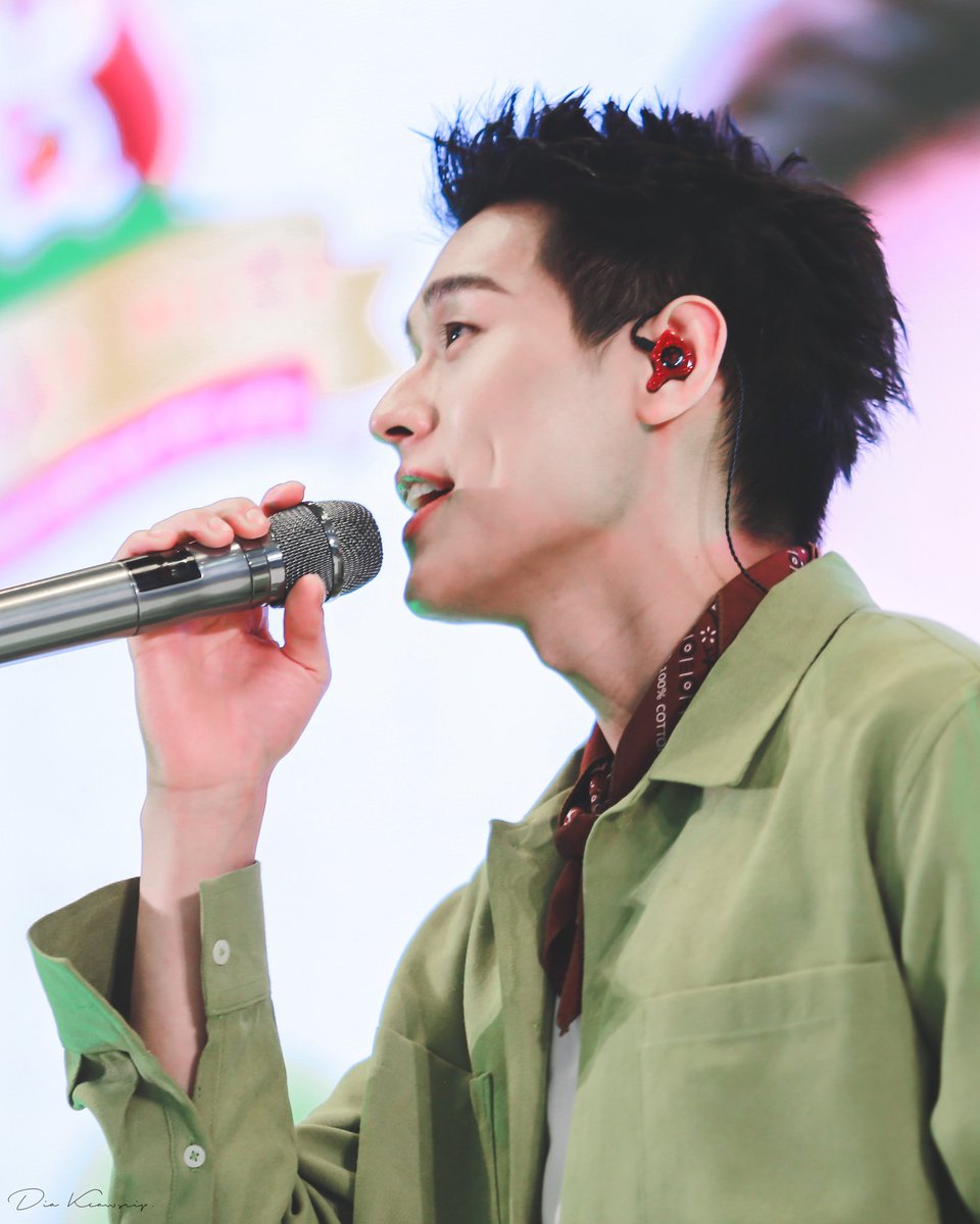 𝗱𝗶𝗮 ◡̈ 🤎🍃🍂 tweet media