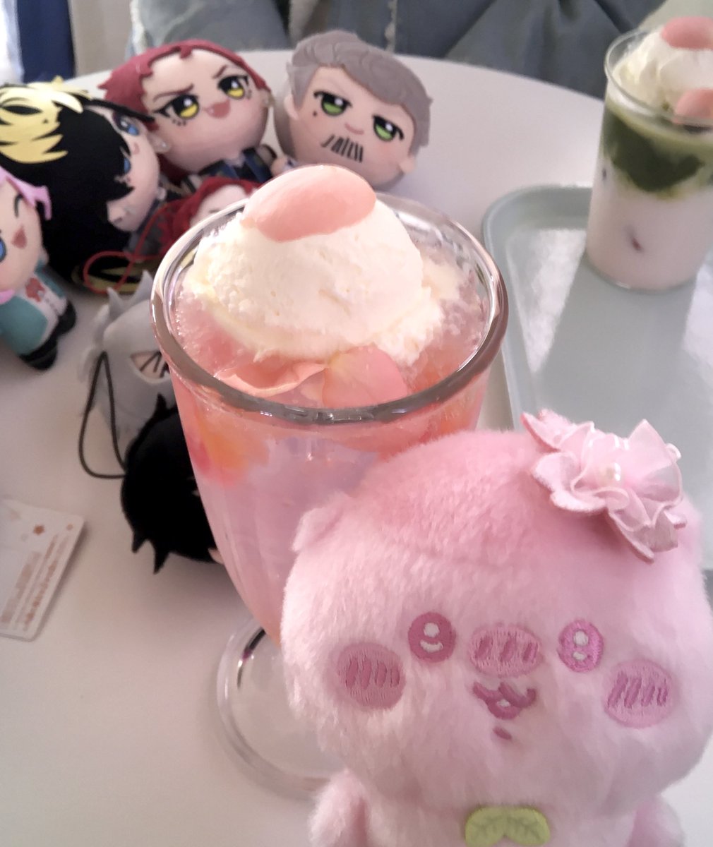 kur1oo's tweet photo. 봄이네요 https://t.co/b4eUAZVA3G