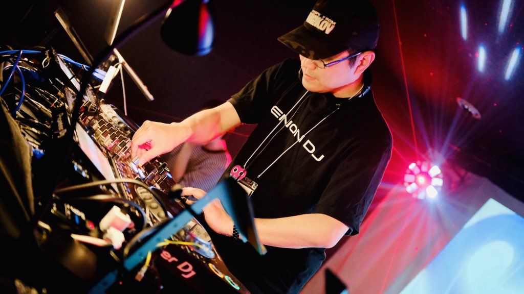 よし🐢 tweet media