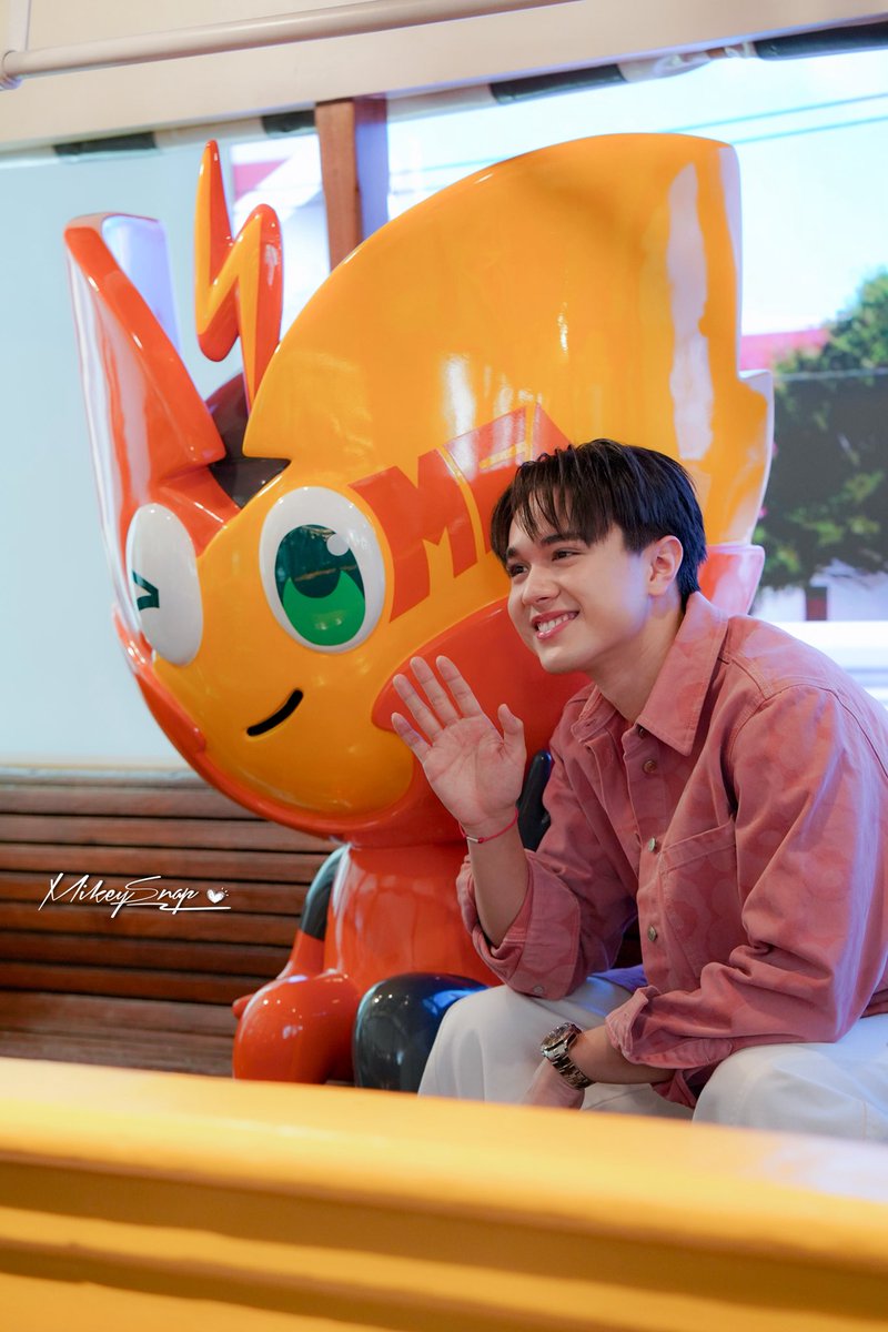 aud_taksara's tweet photo. .
ออร่าช่างเจิดจ้า !! 🔥

#mikepanitan
#ไมกี้ปณิธาน https://t.co/IMkj5hkbBV