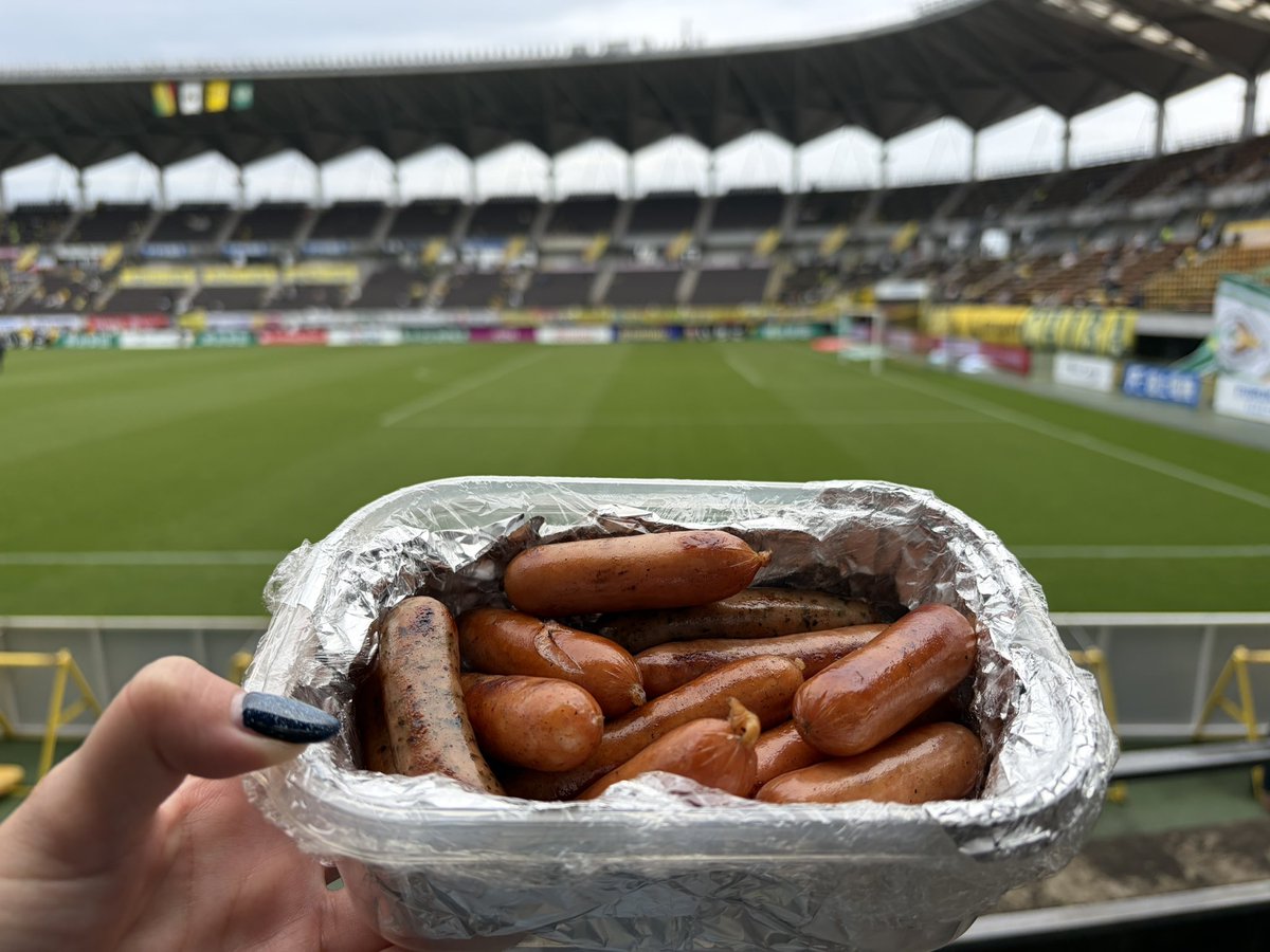 ：𝙮𝙪𝙠𝙖𝙠𝙤 tweet media