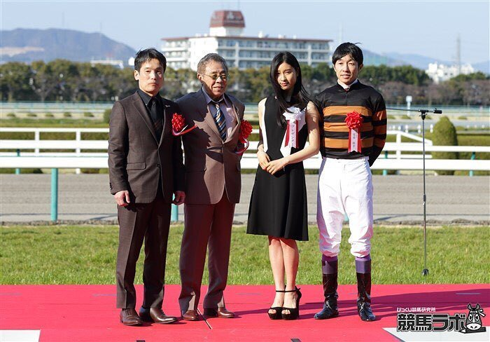 競馬ラボ tweet media