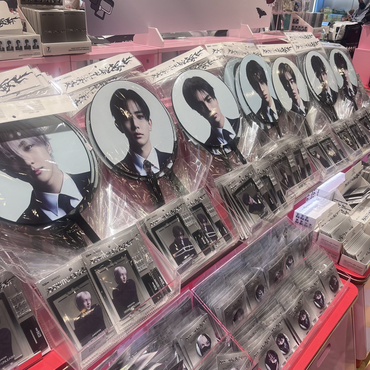 kai ⋆✮ tweet media