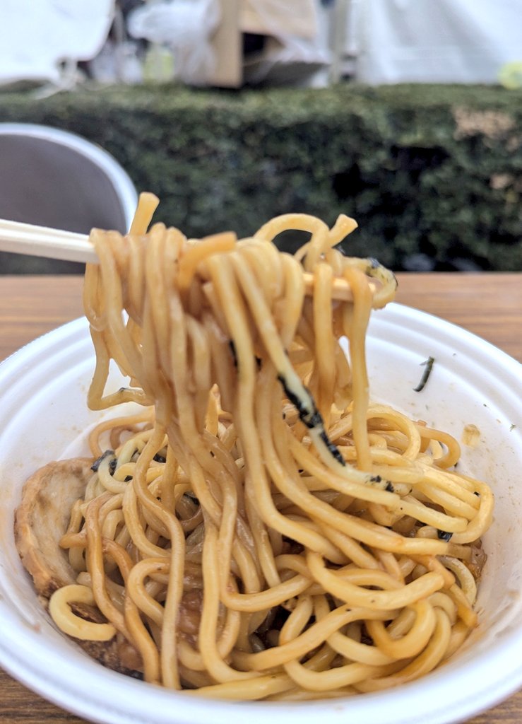 ヤマ氏 tweet media