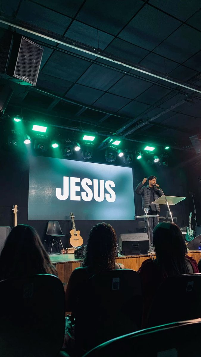 TheUncommonGirl☘️ tweet media