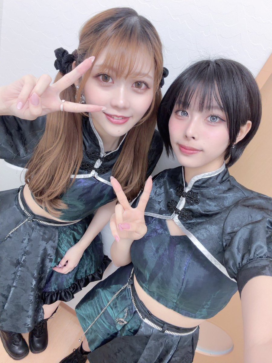 世良 衣都 from L.U.R.E tweet media