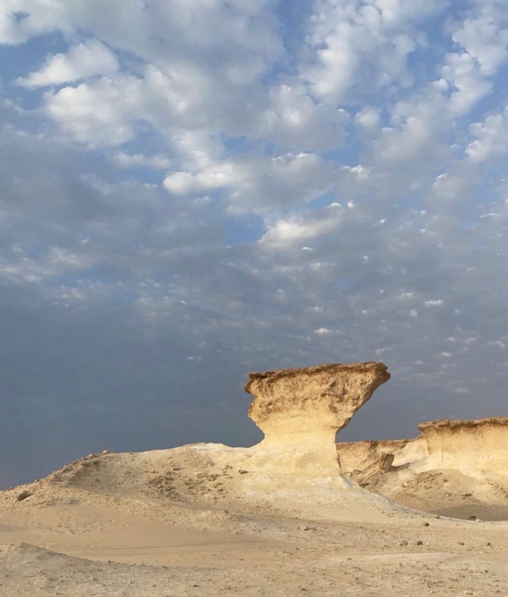 GulfTimes_QATAR's tweet image. #Cloudy to partly cloudy conditions continue across #Qatar today, with scattered rain affecting #northernareas during the early hours, according to the @qatarweather 🌧️

The department notes that conditions will gradually improve through the day, becoming fine by evening with a