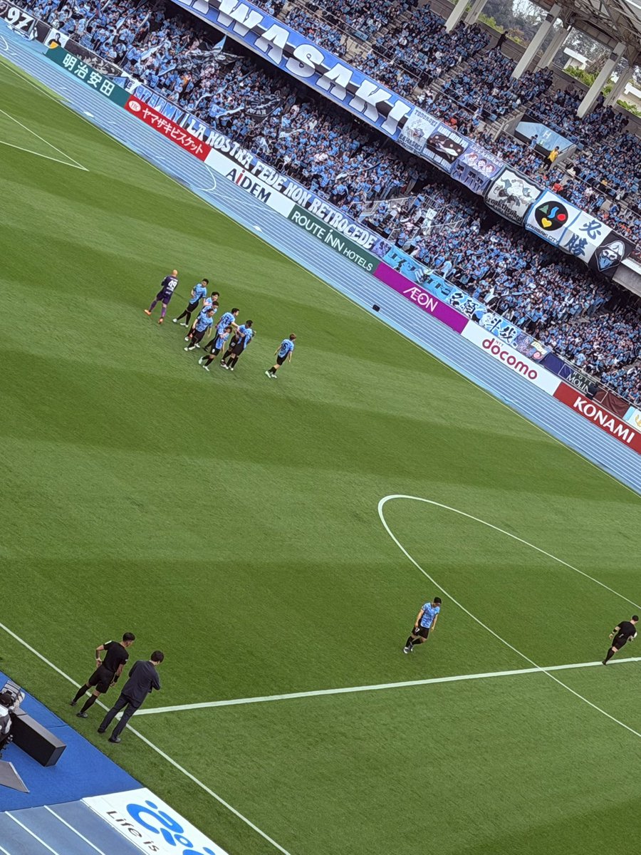 びーと tweet media