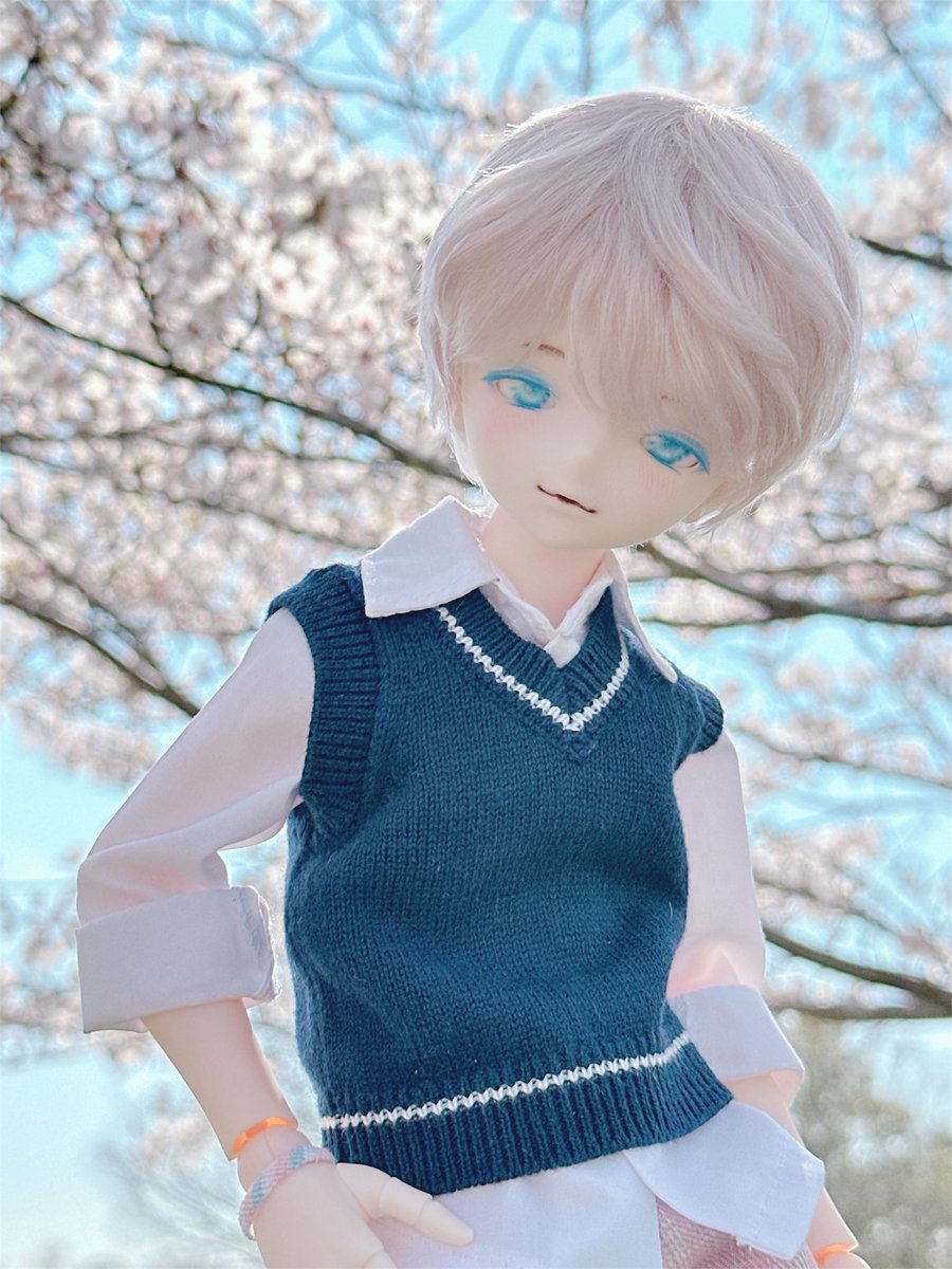 shake.🌴 tweet media