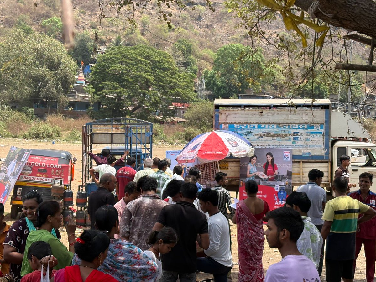VASHILPGRO's tweet photo. #HPGas appeals all migrant workers to remain calm.Visit the nearest HP Gas Distributor with valid ID proof and take your #5Kg Appu cylinder home. #StayCalm #NoNeedToPanic #HPGasAppu #NoDocumentation #NaviMumbai
@HardeepSPuri 
@TheSureshGopi 
@PetroleumMin 
@neerajmittalias
@HPCL https://t.co/wwJbAZ3Sag