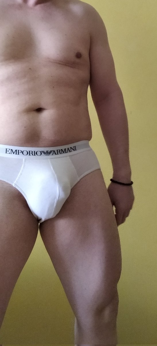 hugo86gom's tweet photo. Al final no os enseñé, que me los lleve y como me quedan https://t.co/6u2bRYyImO