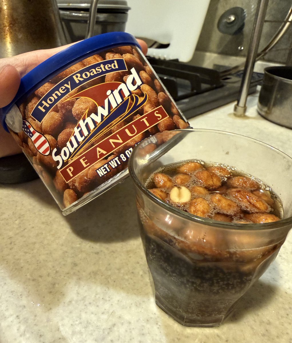 名村岩 tweet media