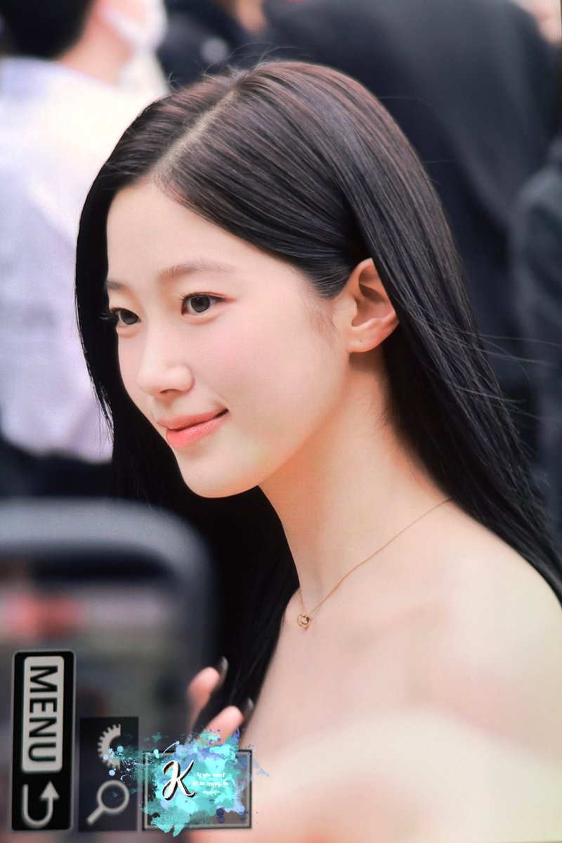 260405 VIDIVICI pre 👸🏻✨️

#KAZUHA #카즈하 #カズハ
#LE_SSERAFIM #르세라핌