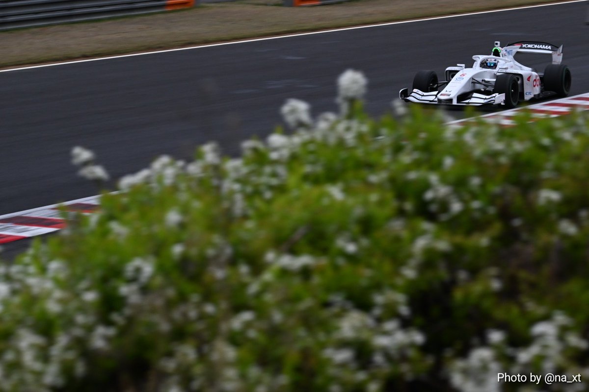 なかのん tweet media