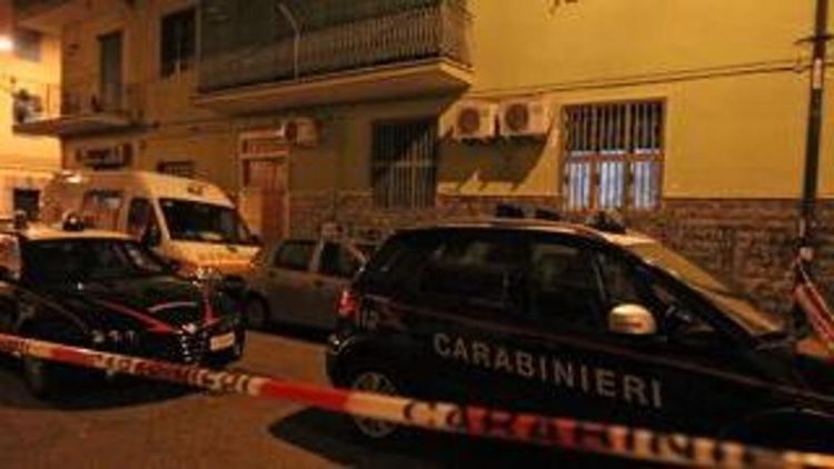 CivicraziaItaly's tweet photo. @poliziadistato @_Carabinieri_ @Agenzia_Ansa @mattinodinapoli @SkyTG24
#Camorra: A Secondigliano (#Napoli) in poche ore due agguati di camorra. Due diversi obiettivi. Indagini in corso.
NP
https://t.co/YwK2w6u4Ru
##Raid #Licciardi #Alleanza #Nipote https://t.co/qeh5FRLmI1