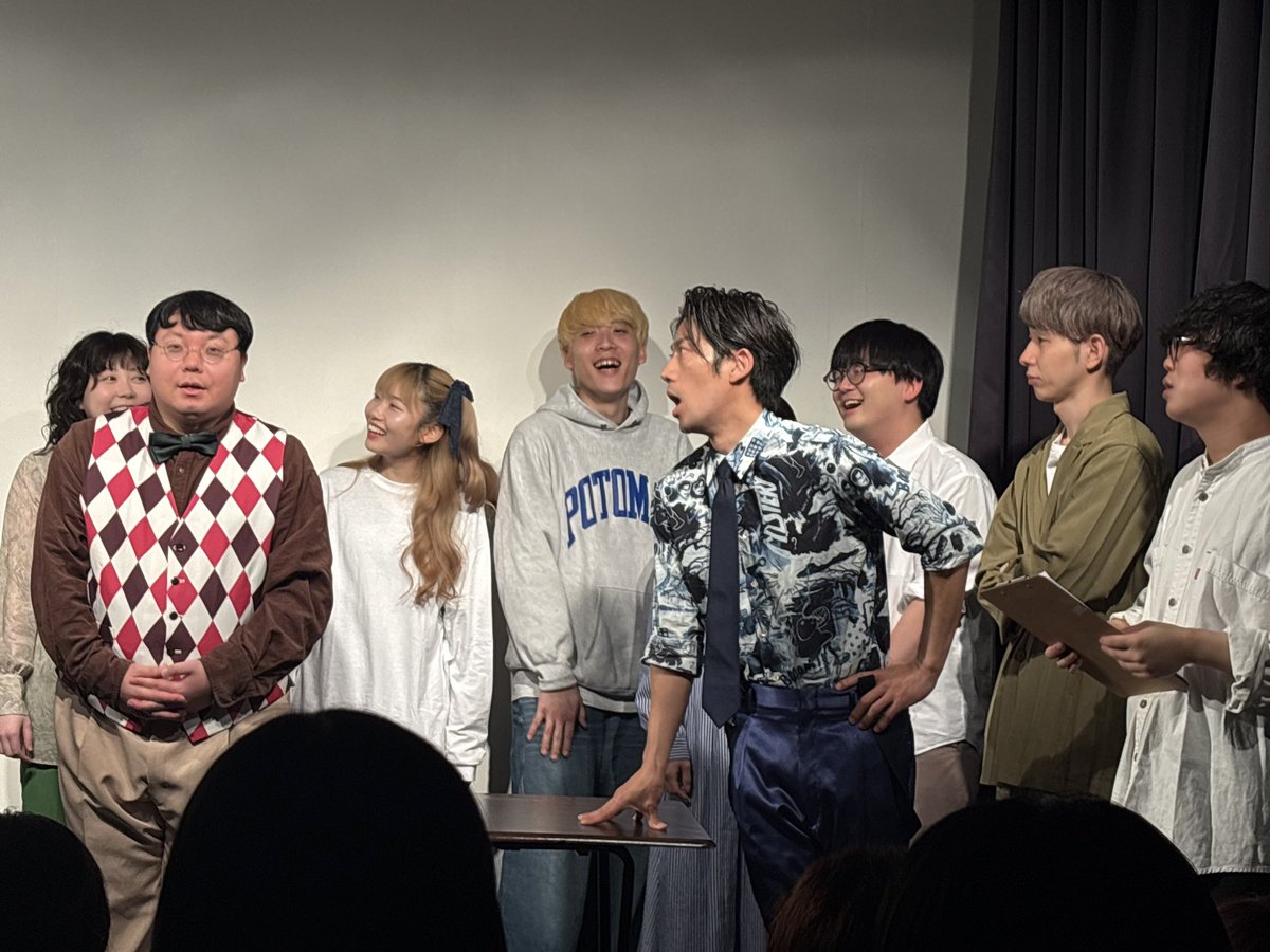 ow_ngd_i's tweet photo. 超久しぶりに #ワイガヤ 1部に行ってきました🙋‍♀️
40代チームという名のザ・ギース チーム。
サイン当たって嬉しい！ https://t.co/O9cY3PXESI