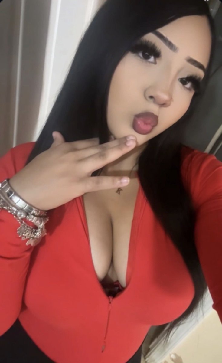 MamiKendra👅 tweet media