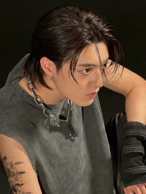 ぱーこ tweet media