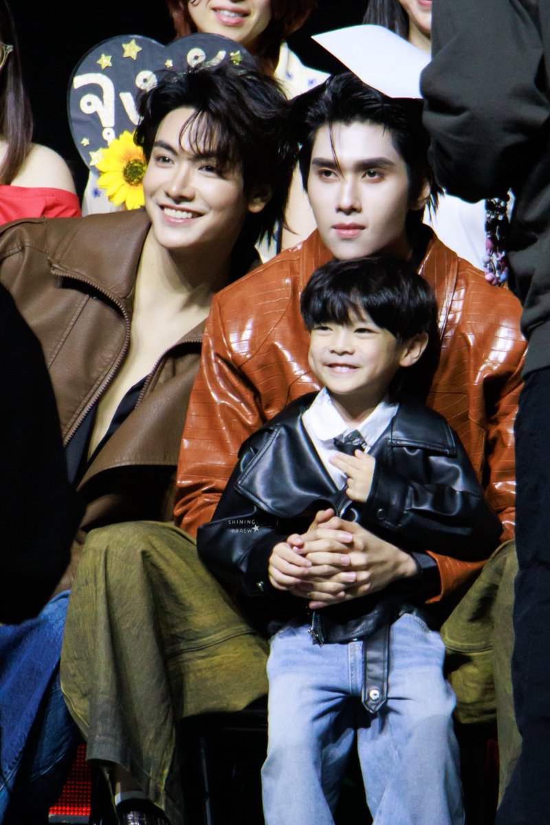 shiningpraewー☆* tweet media