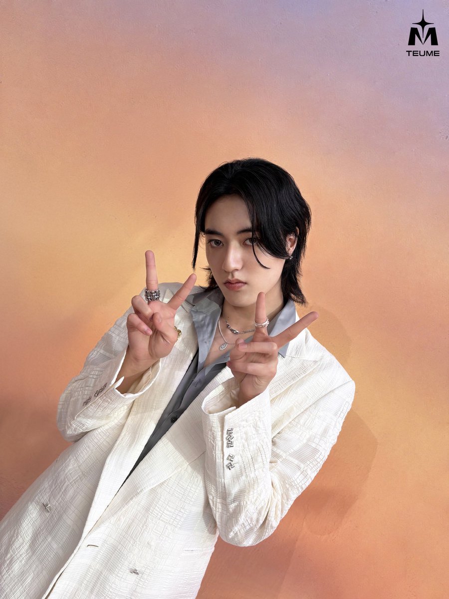 Treasurecharts tweet media