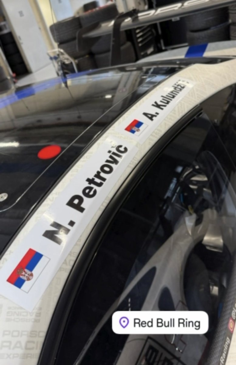 BezStraga tweet media