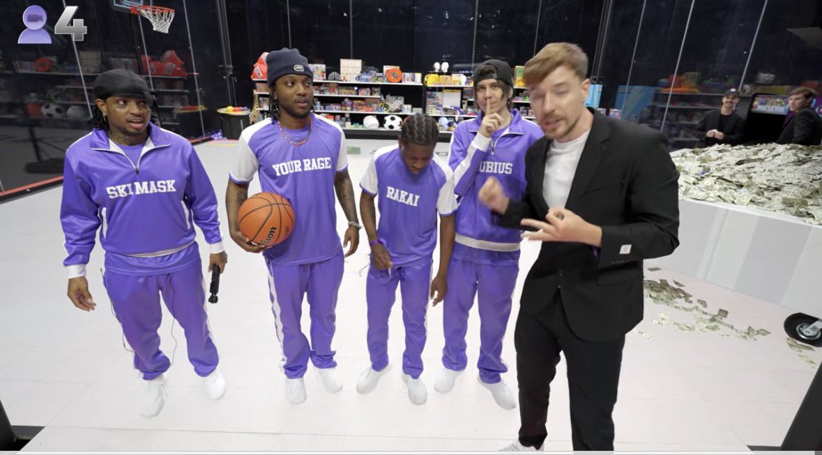 𝖘𝖍𝖆𝖗𝖕♡₉⁹₉ tweet media