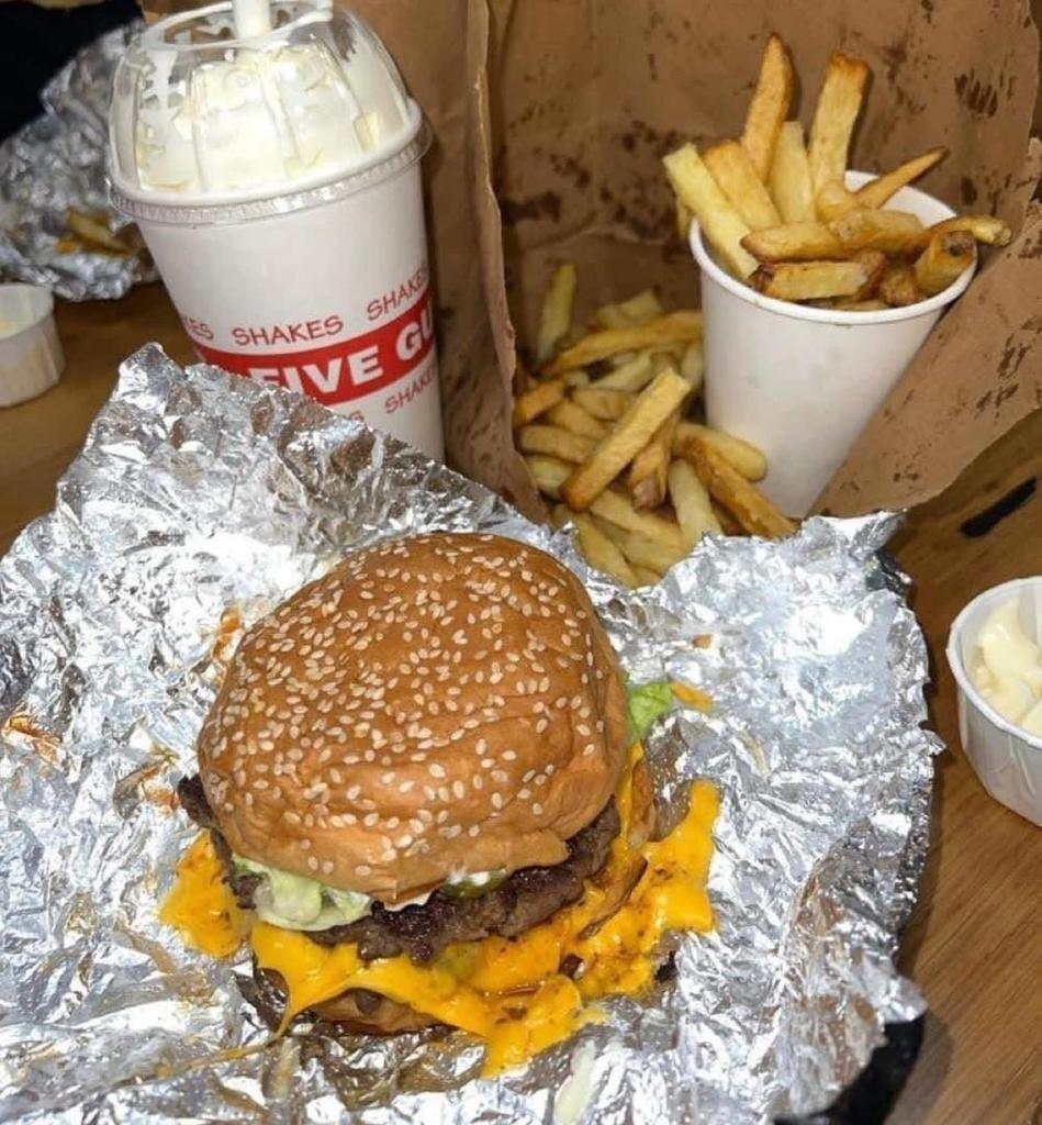 Food Crush tweet media